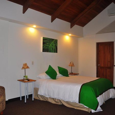 Legacy Boutique Hotel Quesada  ห้อง รูปภาพ