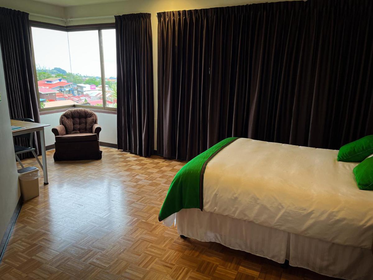 Legacy Boutique Hotel Quesada  ภายนอก รูปภาพ