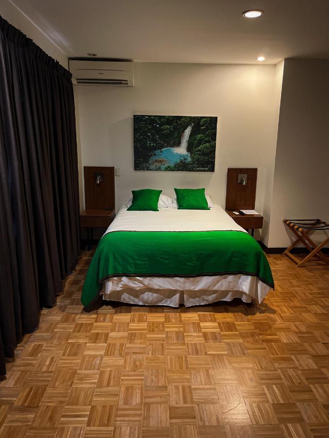 Legacy Boutique Hotel Quesada  ภายนอก รูปภาพ